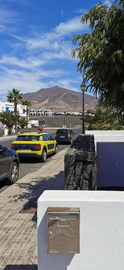Villa Marina Piscina Climatizada Opcional Y 2 Bicis Gratuitas Playa Blanca  Buitenkant foto
